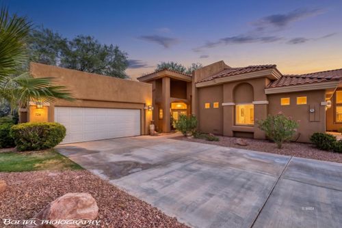 726 Ventana Cir, Mesquite, NV, 89027-3302 | Card Image