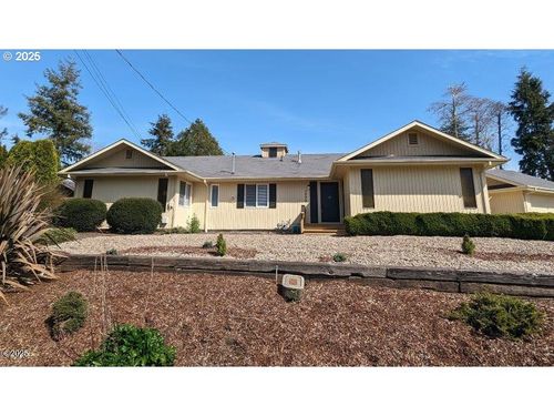 4232 Ne D Ave, Neotsu, OR, 97364-9735 | Card Image