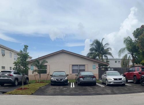231 Sw 8th Ct, Pompano Beach, FL, 33060-8470 | Card Image