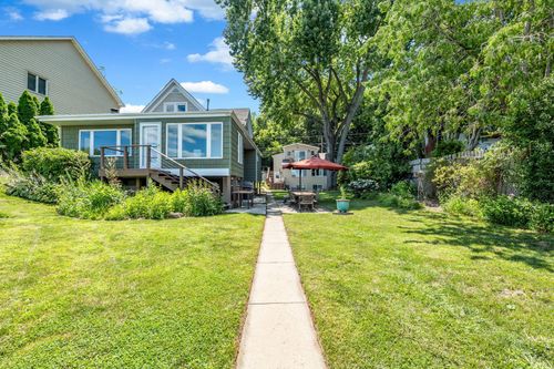4018 Pitzen Rd, Johnsburg, IL, 60051-9660 | Card Image