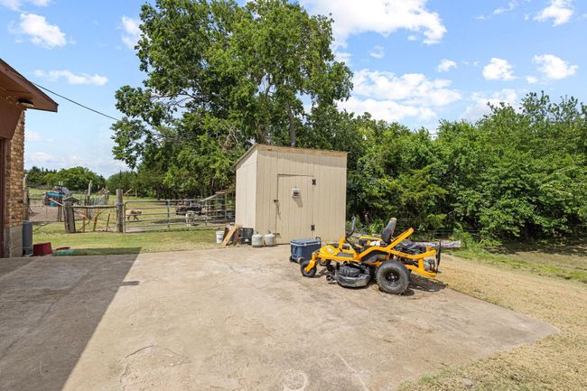 Storage building with a view of chicken/dog run | Image 35