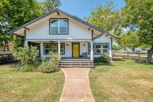 107 Brazos, Granger, TX, 76530-5403 | Card Image