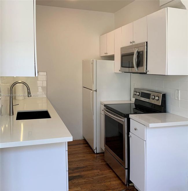 APT-4 - 4349 Sheridan Ave, Condo with 1 bedrooms, 1 bathrooms and null parking in Miami Beach FL | Image 5