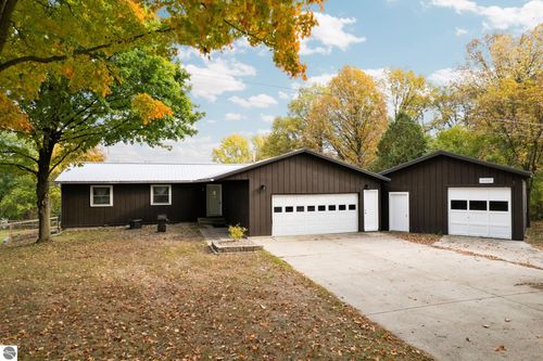 20405 Mack, Big Rapids, MI, 49307 | Card Image