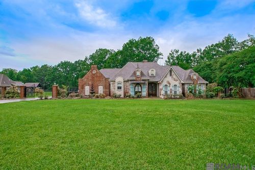 424 Clover Ridge Dr, Jackson, LA, 70748-4365 | Card Image
