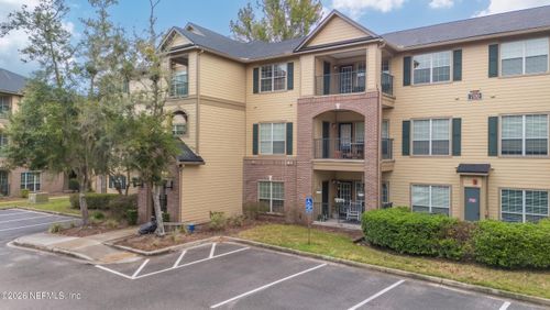 737-7800 Point Meadows Dr, Jacksonville, FL, 32256-4606 | Card Image