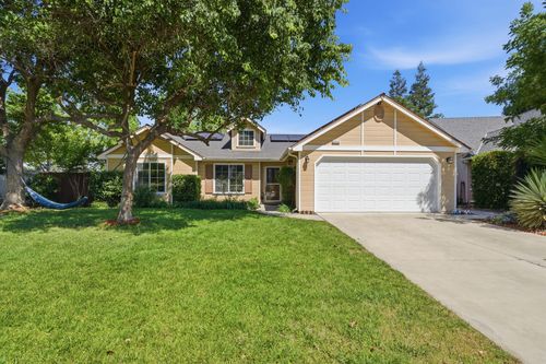 5240 W Wren Court, Visalia, CA, 93291 | Card Image