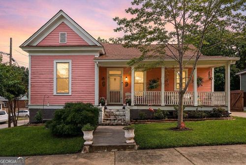 59 W Washington St, Newnan, GA, 30263-2032 | Card Image