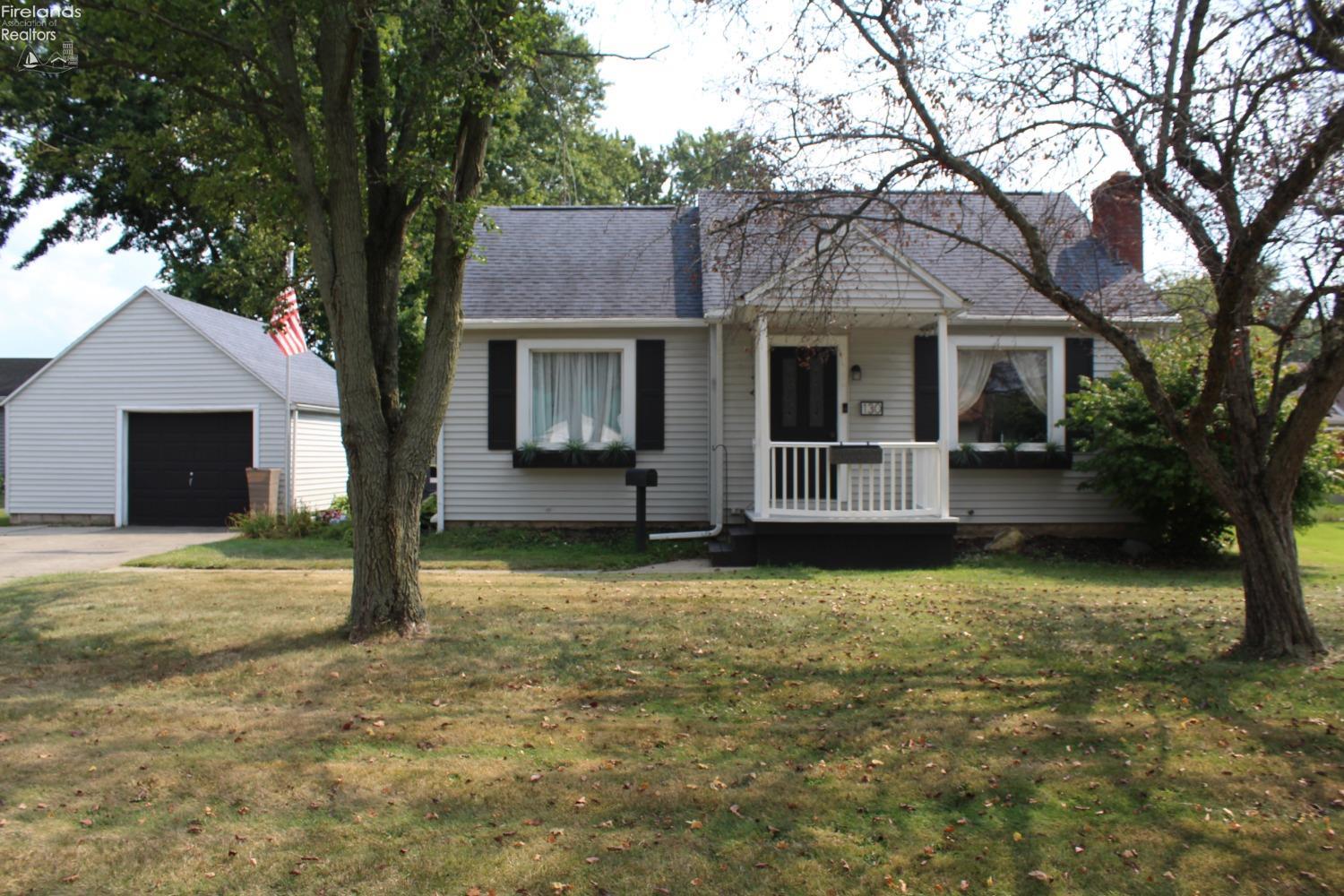 Woodlawn Ave, Norwalk, OH 44857