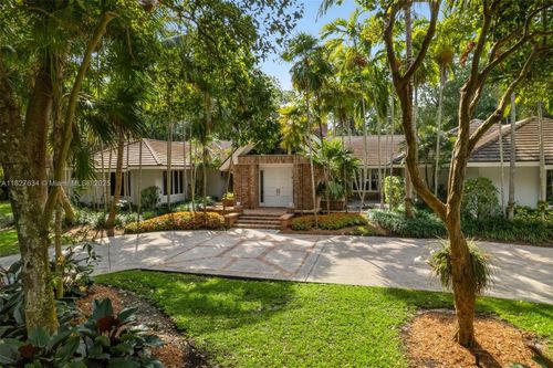 9000 Arvida Dr, Coral Gables, FL, 33156-2306 | Card Image