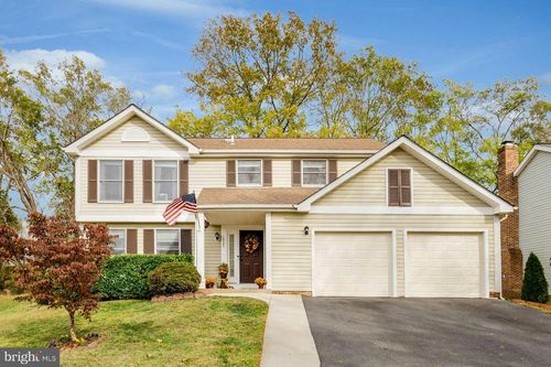 10297 Woodmont Ct, MANASSAS, VA, 20110-6164 | Card Image