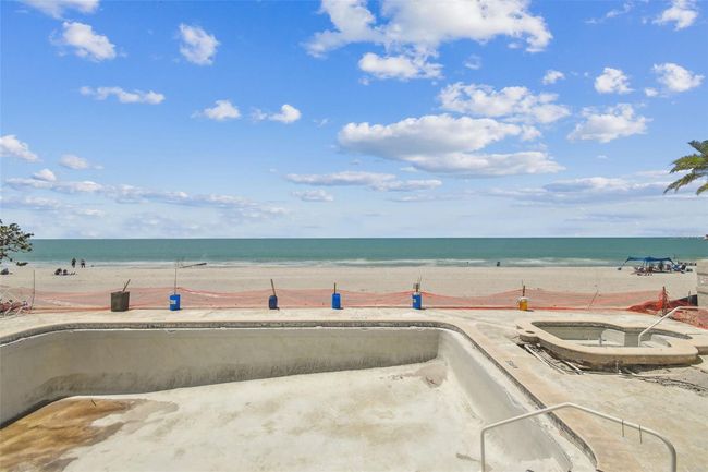 APT-504 - 15462 Gulf Blvd, Condo with 2 bedrooms, 2 bathrooms and null parking in MADEIRA BEACH FL | Image 54