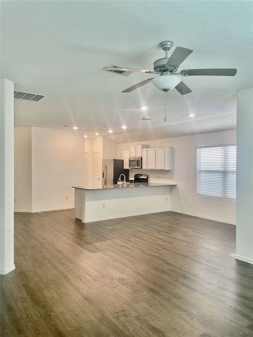 5716 Southerner Way, Austin, TX, 78747-4116 | Card Image