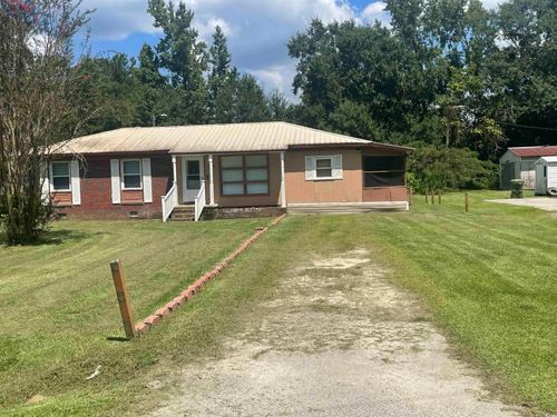 704 W Alder St, Andrews, SC, 29510-3176 | Card Image