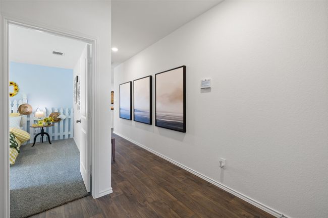 827 Arnold Loop, House other with 3 bedrooms, 2 bathrooms and 2 parking in Uhland TX | Image 24