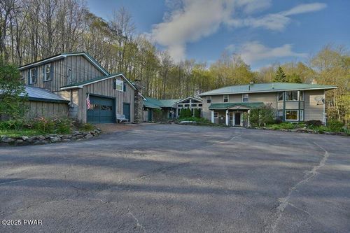 71-69-71 Timbertop Trl, Newfoundland, PA, 18445-9786 | Card Image