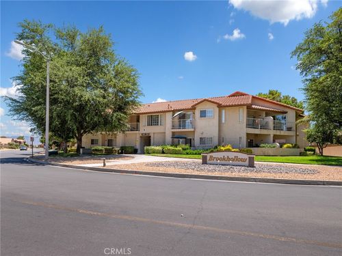 19193 Palo Verde Dr, Apple Valley, CA, 92308-8977 | Card Image