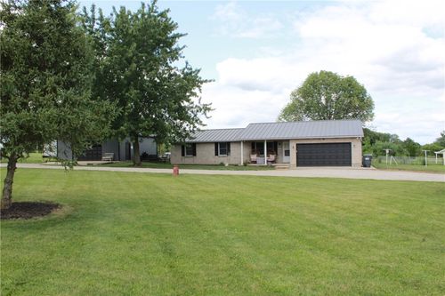 5220 Warvel Rd, Ansonia, OH, 45303-8953 | Card Image