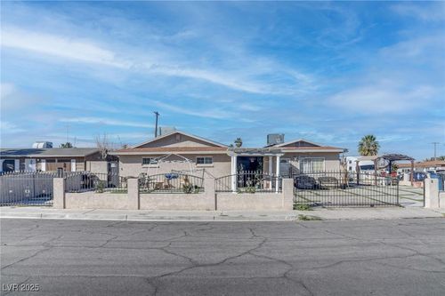 944 De Met Dr, Las Vegas, NV, 89119-1344 | Card Image
