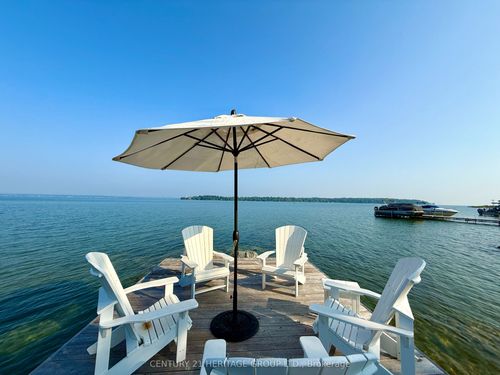 911 Lake Dr N, Keswick, ON, L4P3E9 | Card Image