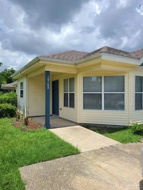 b-1918 W Strong St, Pensacola, FL, 32502 | Card Image