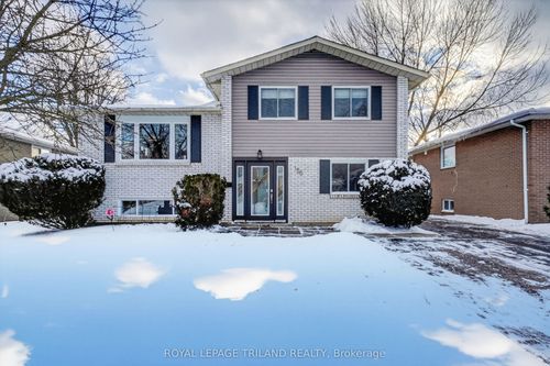 156 Antrim Cres, London, ON, N6E1G8 | Card Image