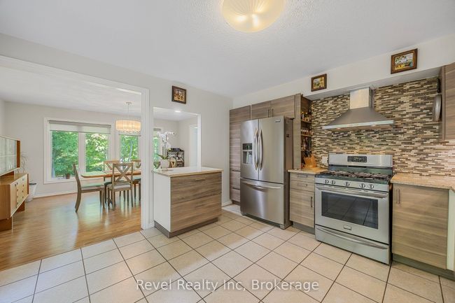 10 Musquake Crt, House other with 5 bedrooms, 4 bathrooms and 4 parking in Tiny ON | Image 15