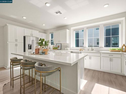 850 Heaven Ct, Hayward, CA, 94544-4132 | Card Image