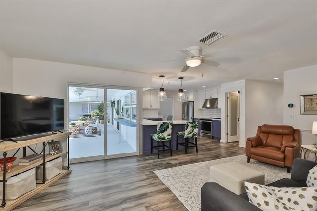 6337 Cocoa Ln, House other with 4 bedrooms, 2 bathrooms and null parking in APOLLO BEACH FL | Image 25
