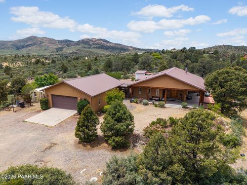 17495 W Ravens Nook, Peeples Valley, AZ, 86332-7611 | Card Image