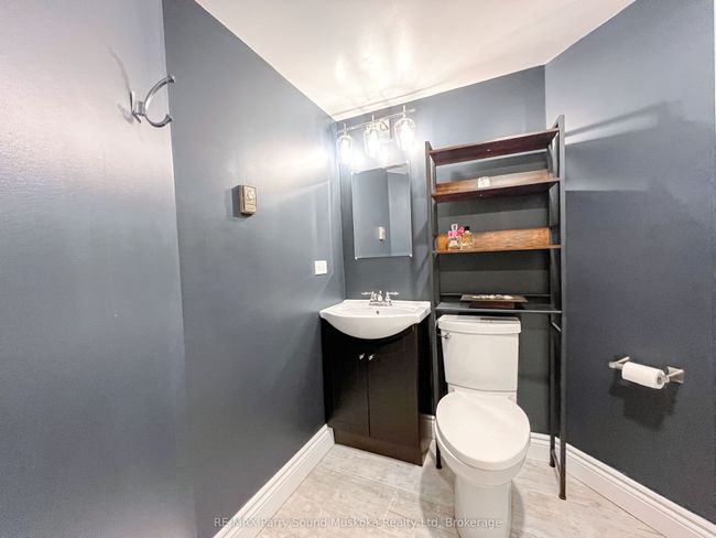 2C - 20 Ryder Dr, Condo with 2 bedrooms, 2 bathrooms and 1 parking in McDougall ON | Image 17