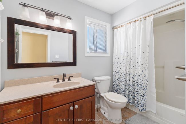 256 White Sands Dr, House other with 4 bedrooms, 2 bathrooms and 2 parking in London ON | Image 17
