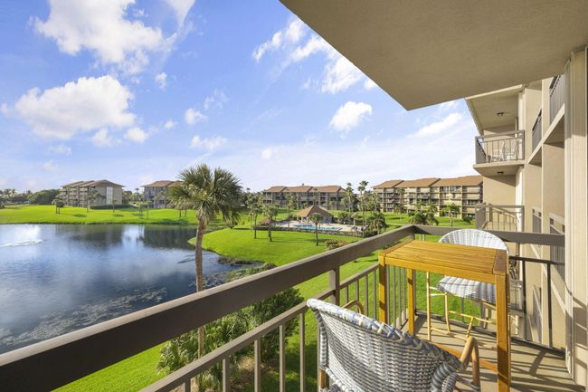 404 - 201 S Seas 404 Drive, Condo with 2 bedrooms, 2 bathrooms and null parking in Jupiter FL | Image 28