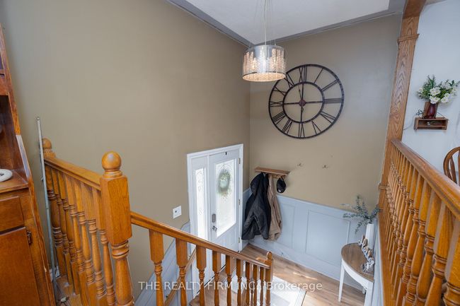 1707 Hansuld St, Home with 6 bedrooms, 2 bathrooms and 4 parking in London ON | Image 17