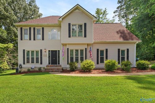 703 Oakhill Ave, Sheffield, AL, 35660-7276 | Card Image