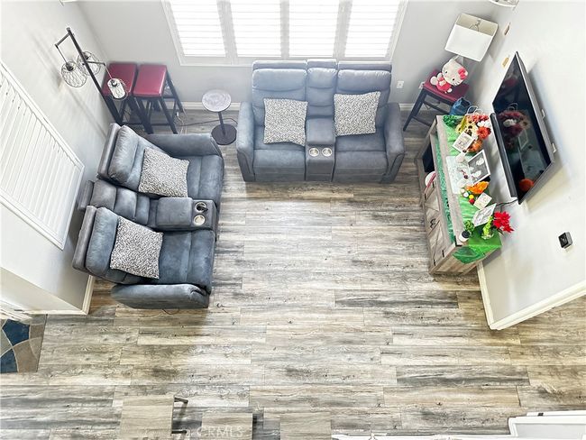 Living Room | Image 16