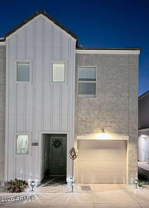8192 N 22nd Drive, Phoenix, AZ, 85021 | Card Image
