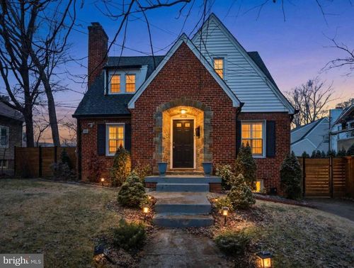 908 Davis Ave, TAKOMA PARK, MD, 20912-6472 | Card Image