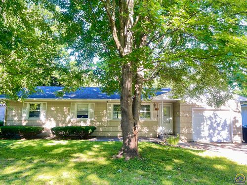 2605 Sw Indian Trl, Topeka, KS, 66614-1353 | Card Image