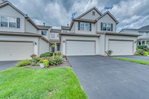 321-321 Grand Ridge Rd, St. Charles, IL, 60175-1076 | Card Image