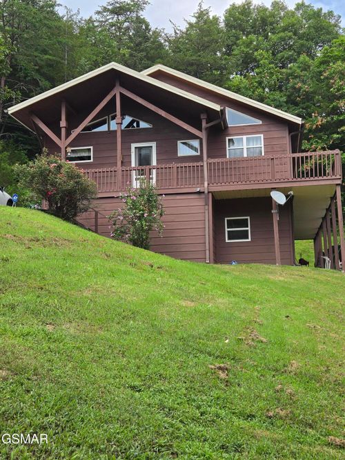 514 Indian Gap Rd, Sevierville, TN, 37876-1306 | Card Image
