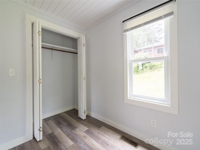250 Oakdale St, House other with 2 bedrooms, 1 bathrooms and null parking in Brevard NC | Image 7