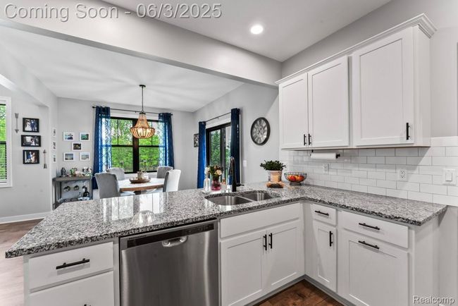 Kitchen | Image 18