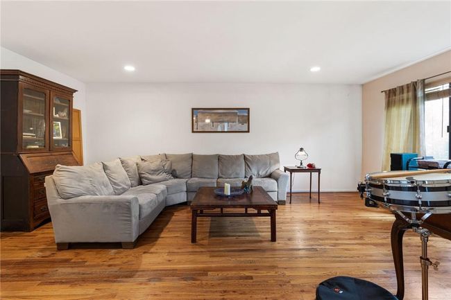 Family room open concept | Image 5