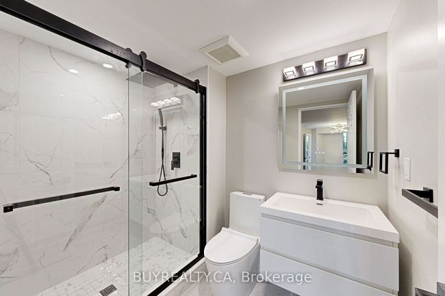 218 - 7905 Bayview Ave, Condo with 3 bedrooms, 3 bathrooms and 1 parking in Thornhill ON | Image 25