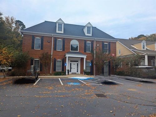 1560 Warsaw Rd, Roswell, GA, 30076-1532 | Card Image