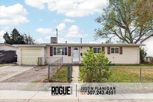 45 Gardenia St, Casper, WY, 82604-3843 | Card Image