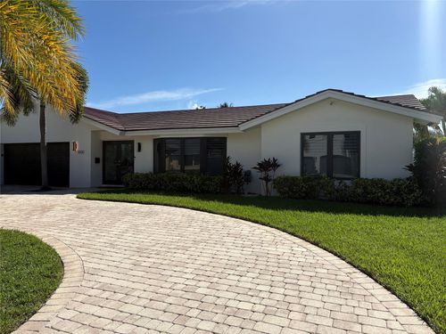 4000 Ne 24th Ave, Lighthouse Point, FL, 33064-8026 | Card Image
