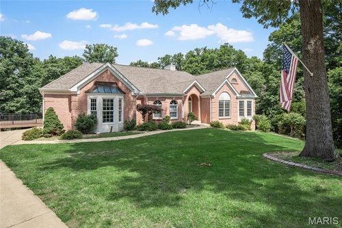 769 Old Colony Rd, Defiance, MO, 63341-2329 | Card Image