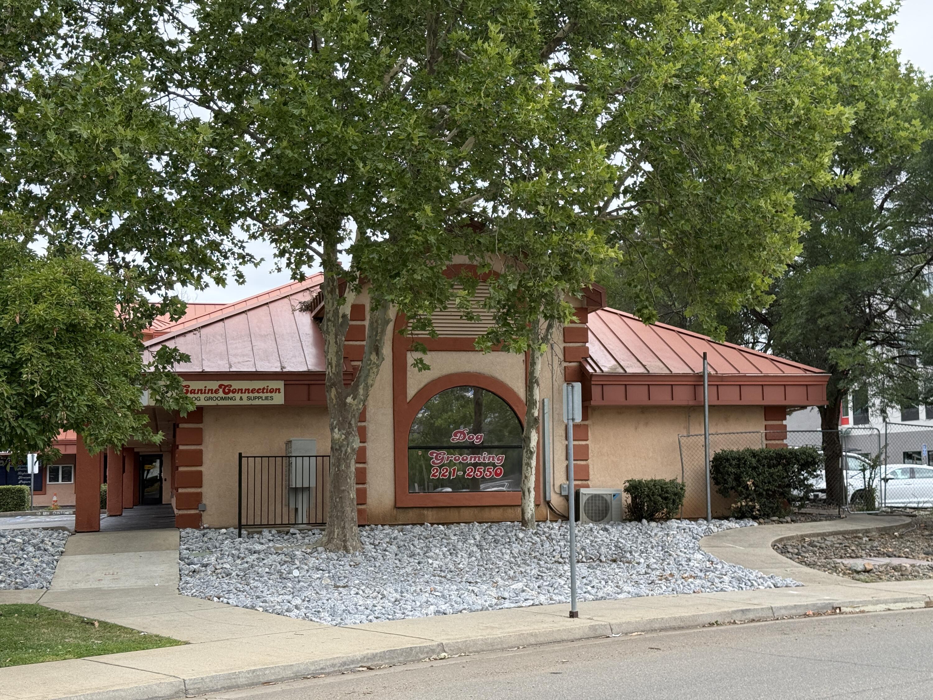 Commercial Lease in Redding 4